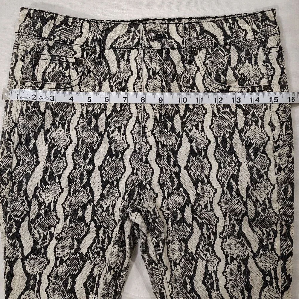 Snakeskin Print Skinny Pants Size 6 Wild Fable Neutral Stretch Denim Pockets - Picture 11 of 16